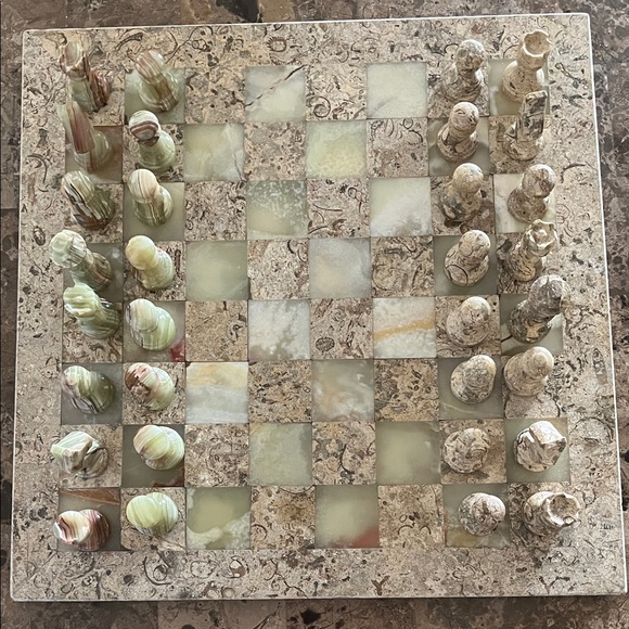 Marble Chess Set - Picture 5 of 5